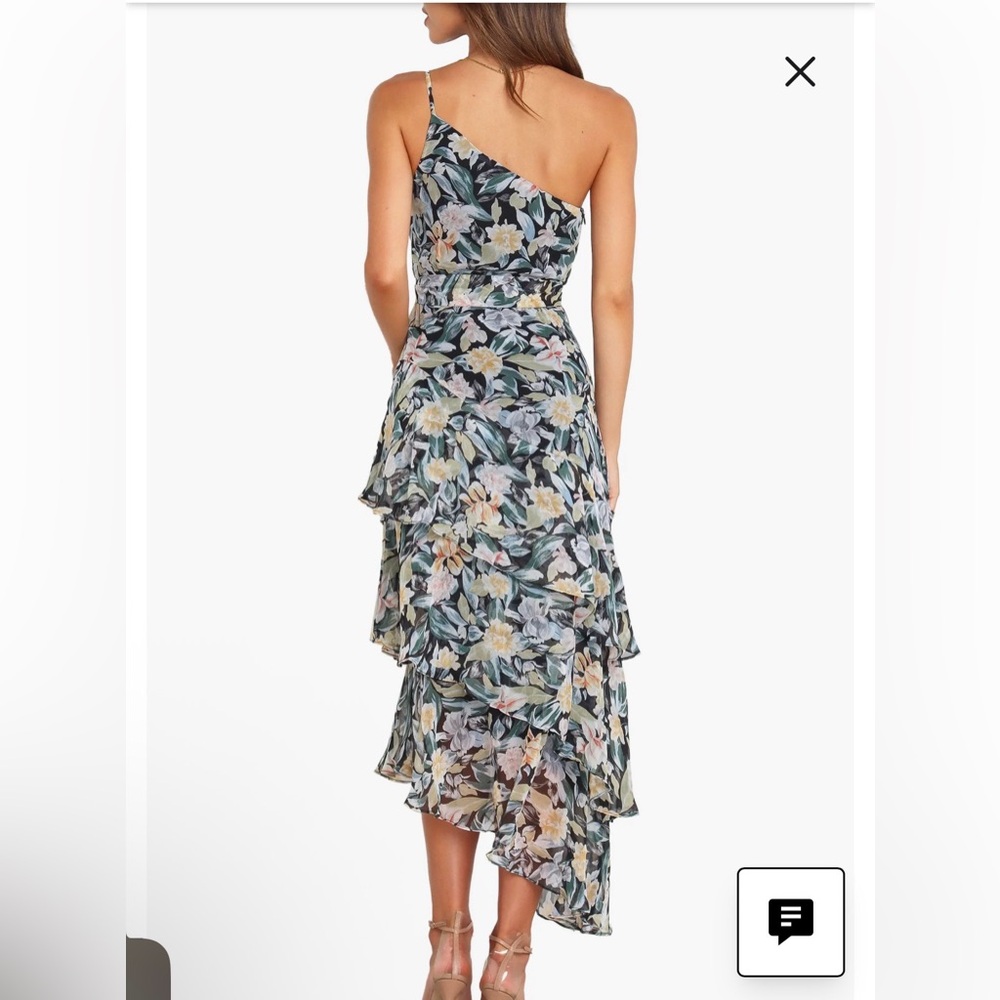 Petal & Pup Amren Floral One-Shoulder Tiered Asymmetric Dress- Size 4 - Picture 2 of 4